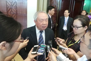 Phải nói với Nhân dân thế nào về “phương châm 16 chữ” và “quan hệ 4 tốt“?