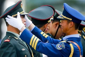 Trung Quốc: Mắc bệnh tâm thần phân liệt vẫn được nhập ngũ