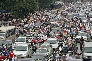 Những quy tắc "sống còn" khi lưu thông tại Việt Nam dưới mắt một người Mỹ