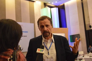 Thêm giàn khoan, TQ dần biến Biển Đông thành ao nhà