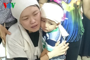 Nước mắt rơi đưa tiễn Đại úy Lường Phát Chiêm về nơi an nghỉ cuối cùng