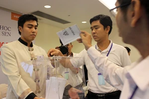 Chủ tịch HĐQT và hiệu trưởng ĐH Hoa Sen bị bãi nhiệm