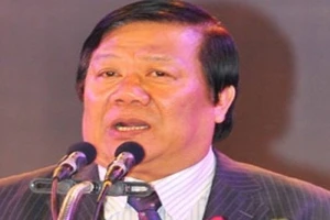 Phê bình ông Nguyễn Thành Rum vì ký 21 quyết định bổ nhiệm trước khi về hưu