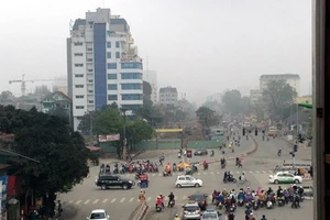 Hà Nội: Thêm một con đường có dấu hiệu 'cong bất thường'