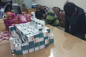 Hai giám đốc bán thuốc dỏm bị bắt