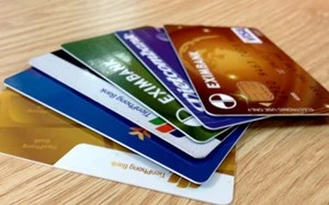 Có thể cấp thẻ ngân hàng cho người từ 11 tuổi