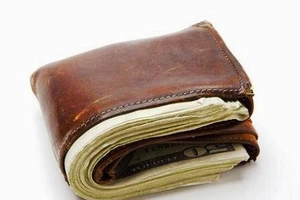 Nhóm học sinh nghèo trả 25 triệu đồng cho người đánh rơi