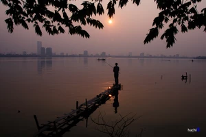 Nét quyến rũ của hồ Tây ngày đông