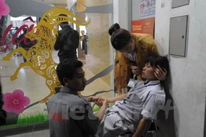 Đề nghị tạm dừng hoạt động tòa nhà The Garden sau sự cố ngất xỉu ở Big C