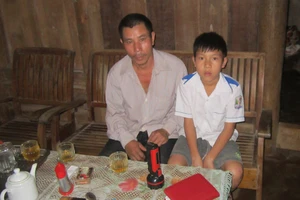 Học sinh lớp 7 trả lại 20 triệu đồng