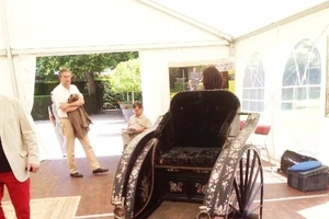 Việt Nam chi 1 tỉ đồng đưa xe kéo tay của vua Thành Thái về nước