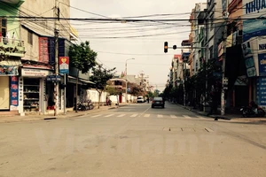 Nắng nóng kinh khủng, có nơi trên 40 độ C