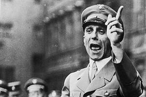Đòi tiền tác quyền cho... “trùm tuyên truyền phátxít” Goebbels!