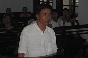 Phá vụ án 'đá chết người' từ vết bầm trên cổ nạn nhân