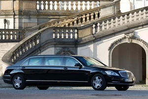 Siêu xe bọc thép hơn 30 tỉ mới nhập của Bộ Ngoại giao có gì đặc biệt?