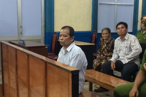 Từ chuyện mượn đồ không cho, hàng xóm quyết chiến