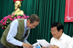 Chủ tịch nước nói về cán bộ 'Hai Đê' - đất và đô la