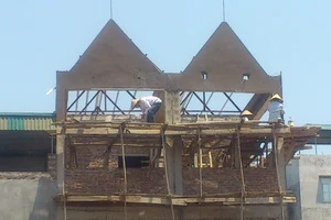 Hà Nội: Hai người dân say nắng đến hôn mê, mất ý thức