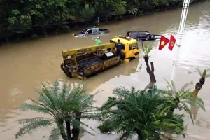 Chùm ảnh: Toàn cảnh trận mưa khủng khiếp ở Quảng Ninh 