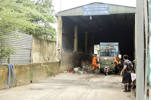 Kinh hoảng phát hiện thi thể bé sơ sinh trong túi rác