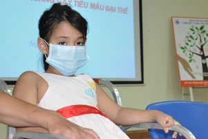 Hi hữu bệnh nhi bị chảy máu vào bàng quang