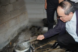 Xem nồi cơm của dân!