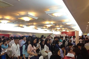 Nhu cầu tuyển dụng đang tập trung vào những ngành nào?