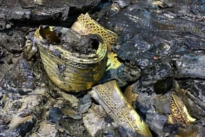 Trung Quốc phát hiện báu vật trong lăng mộ 2.000 năm tuổi