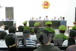 Ụ nổi 83M hơn 500 tỉ của Vinalines được bán với giá 38,5 tỉ đồng