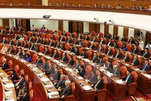 Trung ương nghe báo cáo về dự thảo Quy định thi hành Điều lệ Đảng