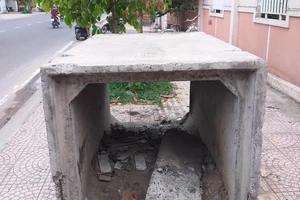 Đoạn cống thừa, chỗ núp của người tè bậy