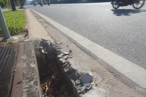 Lại thêm những nắp chắn rác bị mất trên địa bàn TP.HCM 