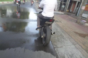 Gắn biển số kiểu…không đọc được