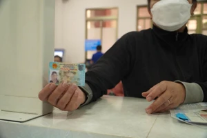 Khách sạn, nhà nghỉ có được giữ CCCD của khách?