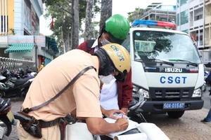 Mất biên bản xử phạt vi phạm giao thông, làm sao nộp phạt? 