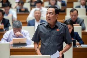 Đại biểu Quốc hội tranh luận nóng chuyện rút BHXH một lần