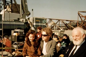 Sao 'Titanic' qua đời