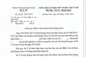Bệnh nhân bị u bì buồng trứng phải, bác sĩ mổ bên trái. Ảnh: TN