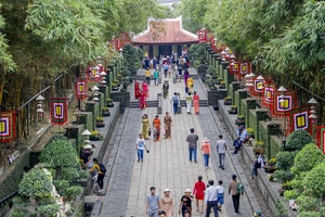 50 công trình kiến trúc tiêu biểu phía Nam có Khu tưởng niệm các Vua Hùng