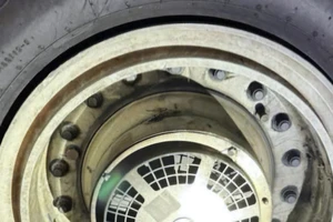 Bộ Xây dựng yêu cầu báo cáo, rút kinh nghiệm sự cố máy bay ở sân bay Tân Sơn Nhất