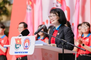 TP.HCM khai mạc hè và Chiến dịch tình nguyện Hoa phượng đỏ lần thứ 20