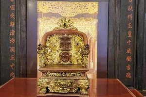 Ngoài ngai vua vừa bị phá hoại, Huế còn ngai vua bảo vật quốc gia khác