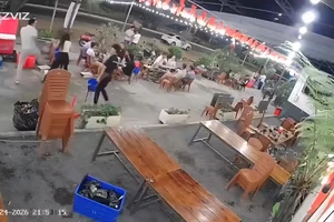 Xác minh người đàn ông đá vào mặt nữ quản lý quán nhậu ở Nha Trang