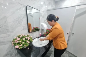 Đầu tư thêm nhà vệ sinh công cộng tại TP.HCM: Sạch sẽ và tiện lợi là mừng lắm rồi! 
