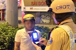 Ép buộc người khác uống rượu, bia có thể bị phạt