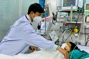 Để không còn những tai nạn thương tâm từ việc chế pháo nổ 