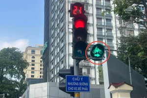 Không nhường đường cho xe rẽ phải có bị phạt không?