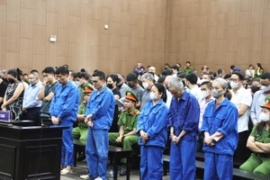 Không có bị hại, người phạm tội đánh bạc nộp tiền khắc phục cho ai?