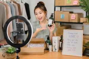 Bạn đọc góp ý về đề xuất tài xế xe công nghệ, người bán hàng online đóng BHXH bắt buộc