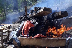 Bắt 4 người khai thác thiếc lậu cho trùm Long ‘thiếc’ 